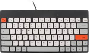 コンパクト有線キーボード（79キー・テンキー無し・ブラック）