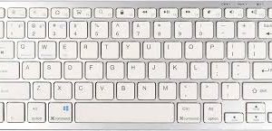 Umechaser 薄型ワイヤレスBluetoothキーボード（シルバー）